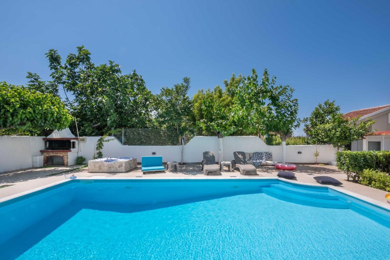 Thiseos Georgia'S Private Paradise Lechaio Екстериор снимка
