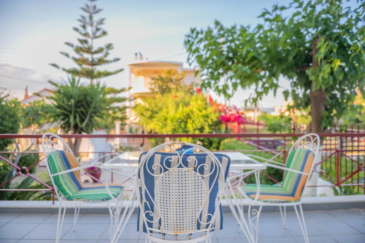 Thiseos Georgia'S Private Paradise Lechaio Екстериор снимка