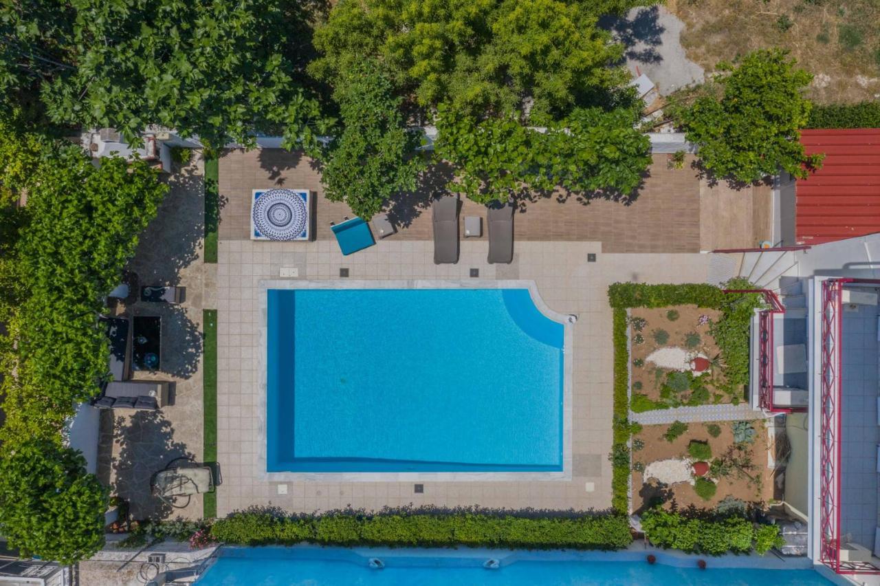 Thiseos Georgia'S Private Paradise Lechaio Екстериор снимка