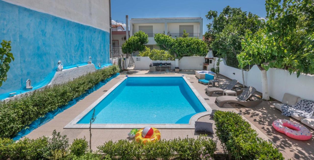 Thiseos Georgia'S Private Paradise Lechaio Екстериор снимка